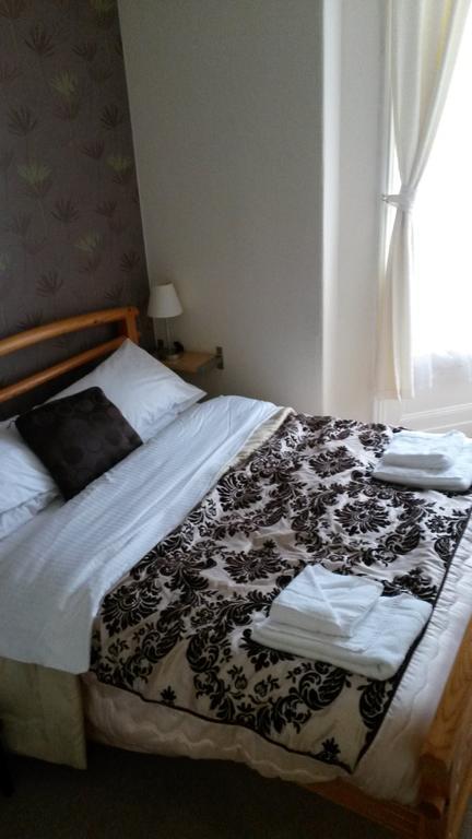 The Manuela Rose Bed & Breakfast Blackpool Room photo